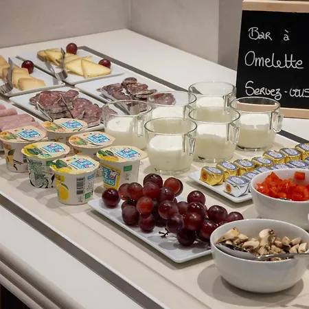 מלון Des Carmes By Malone פריז