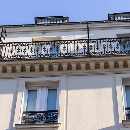 Des Carmes Hotel