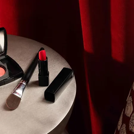 מלון Des Carmes By Malone