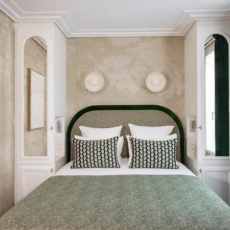 Des Carmes By Malone Hotell 4*
