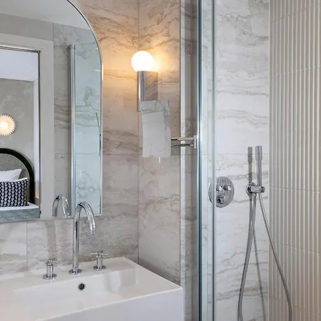 Hotel Des Carmes By Malone Paris