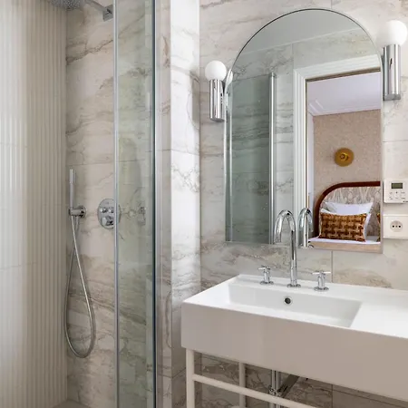 Des Carmes By Malone 4* Paris