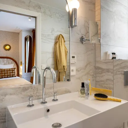 Hotel Des Carmes By Malone