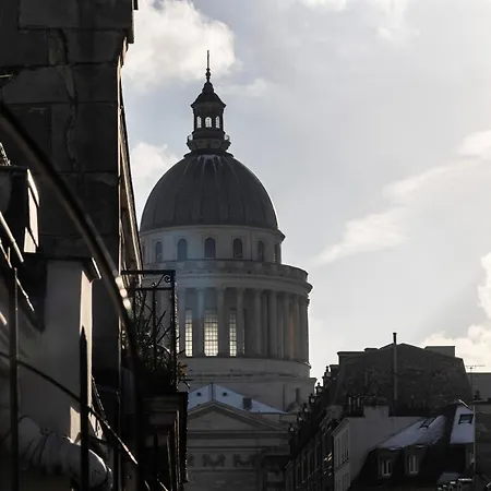 Des Carmes By Malone 4*