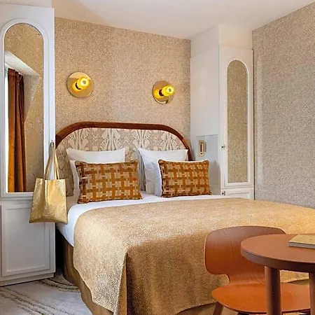Des Carmes By Malone Hotel