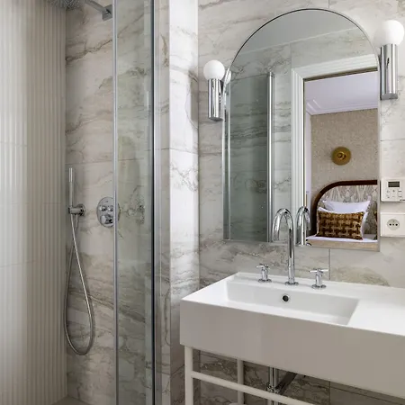 Des Carmes By Malone Hotell Paris