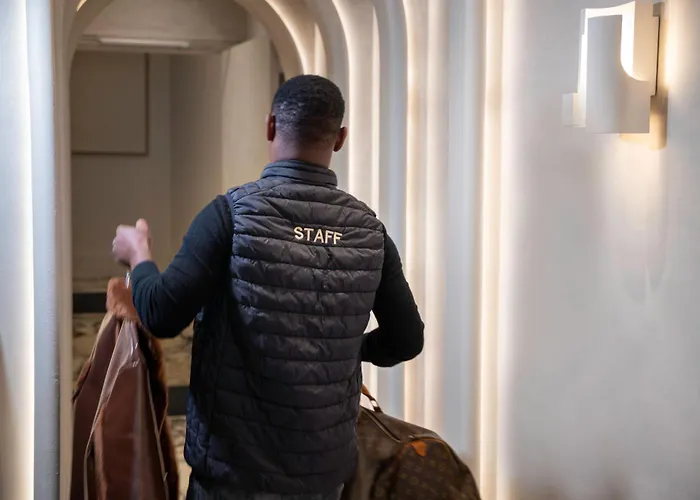 Des Carmes By Malone 4*