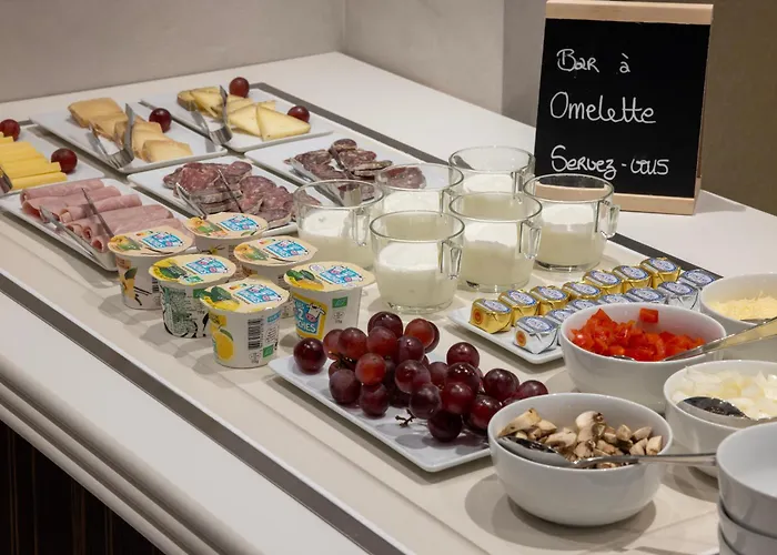 Hotel Des Carmes By Malone Parigi