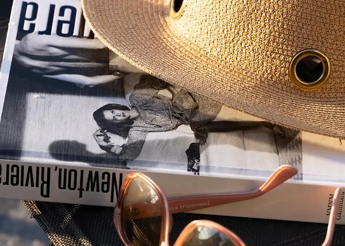 Des Carmes By Malone